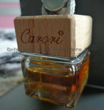 它的玫瑰香调冷冽又温暖